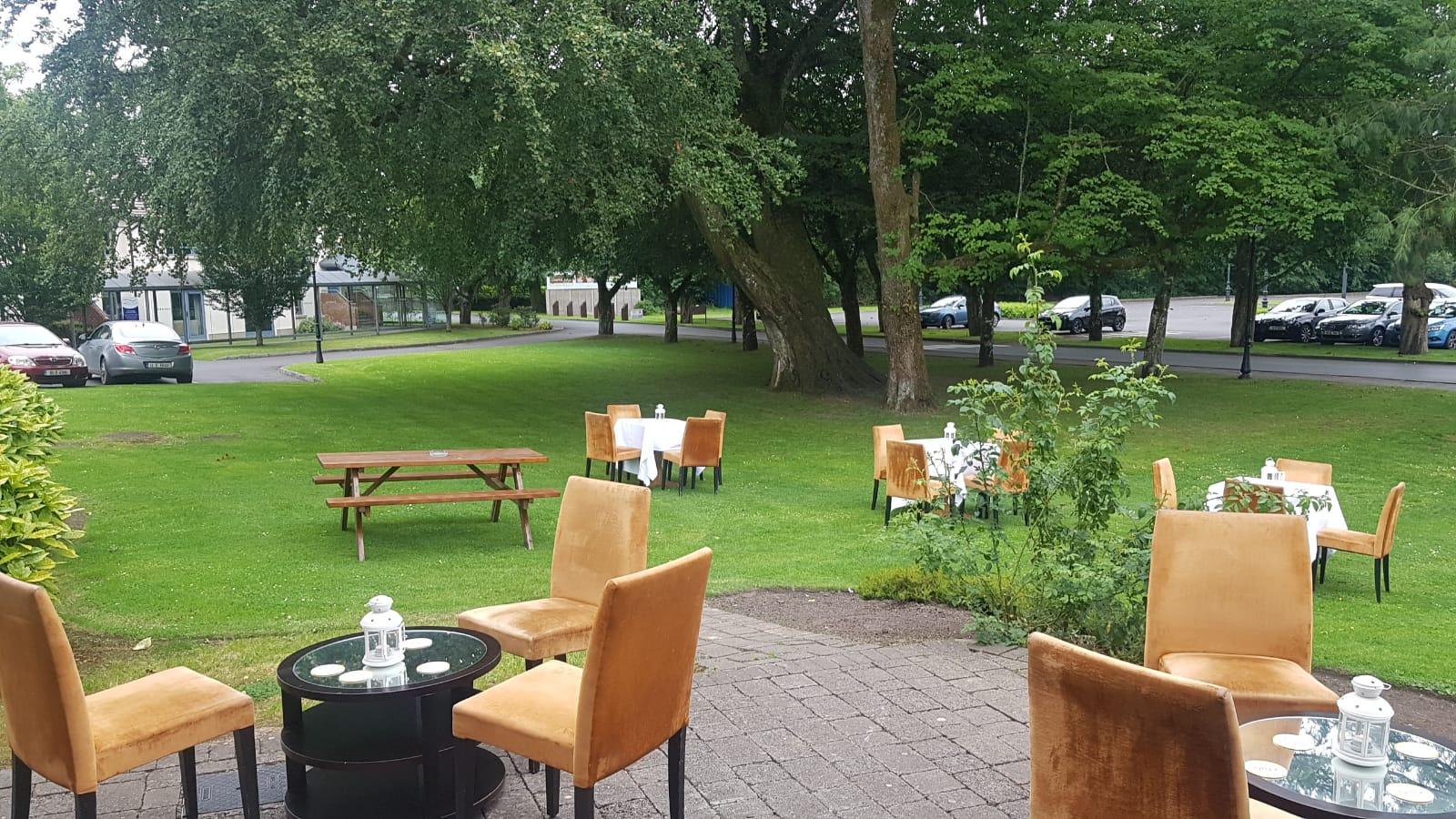 Shamrock Lodge Hotel Атлон Экстерьер фото