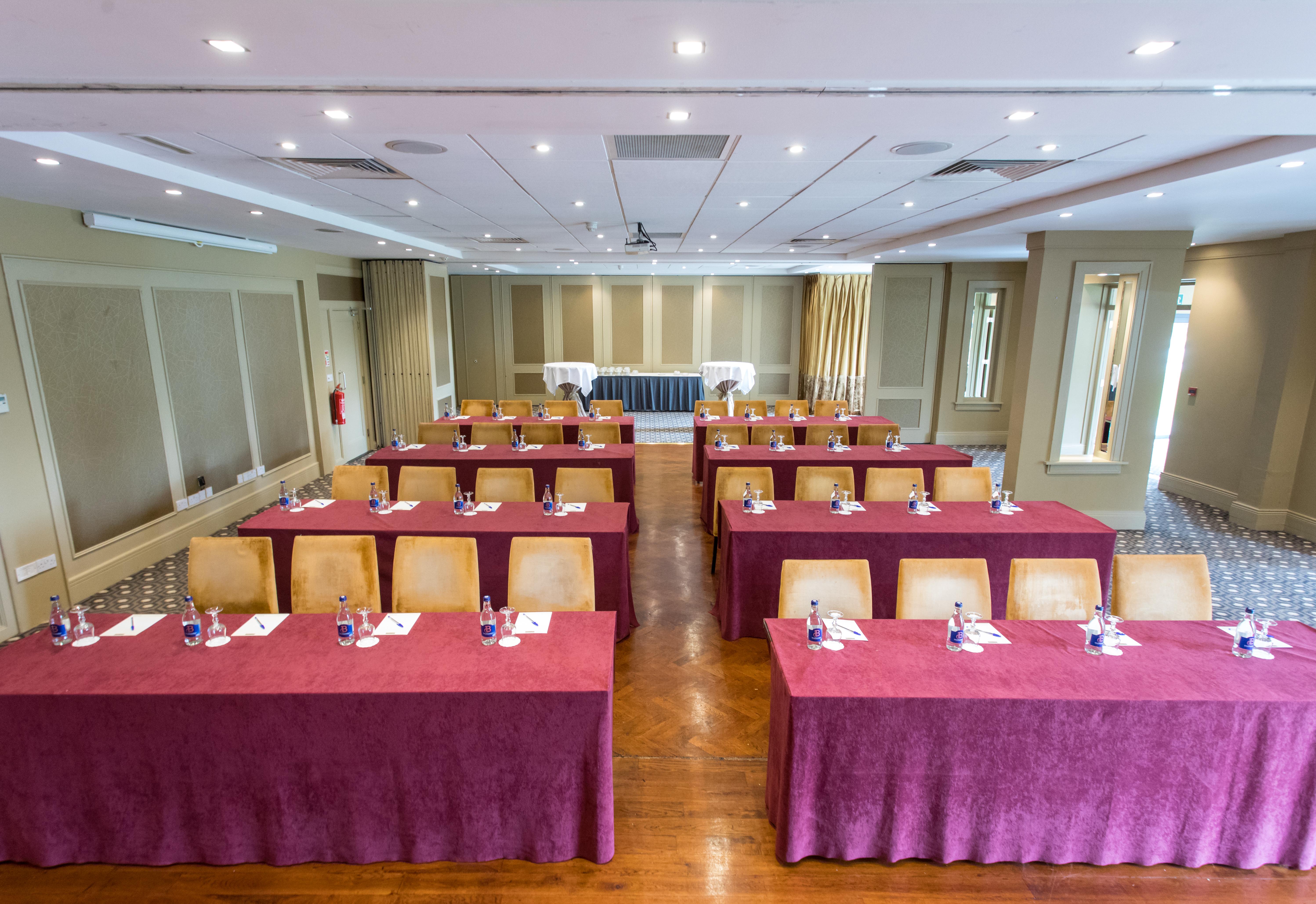 Shamrock Lodge Hotel Атлон Экстерьер фото