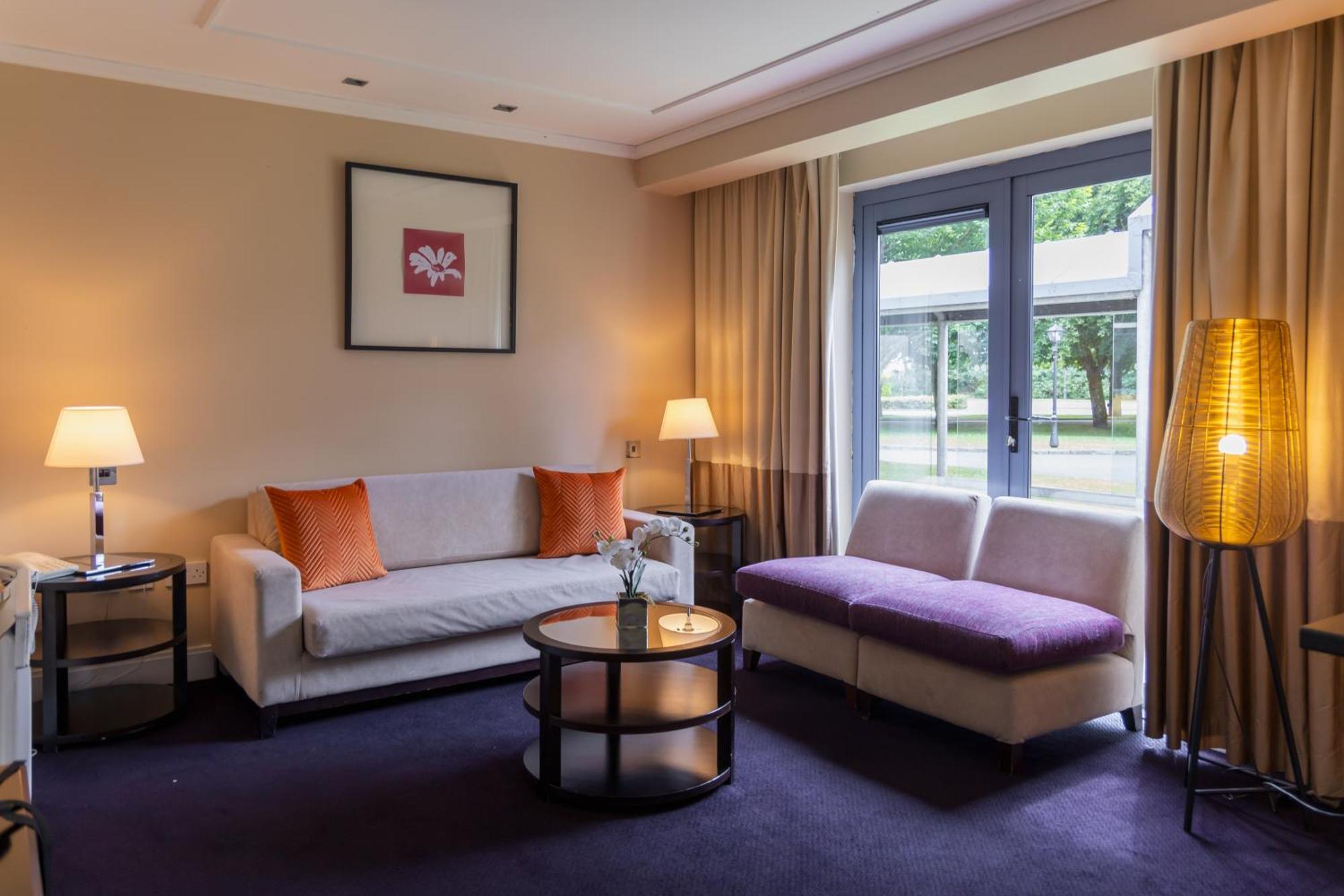 Shamrock Lodge Hotel Атлон Экстерьер фото