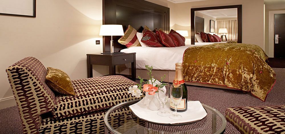 Shamrock Lodge Hotel Атлон Экстерьер фото