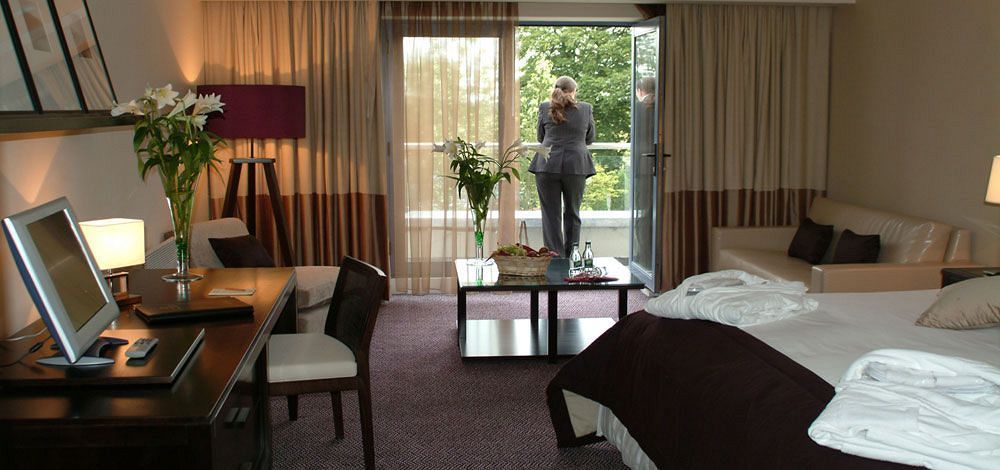 Shamrock Lodge Hotel Атлон Экстерьер фото